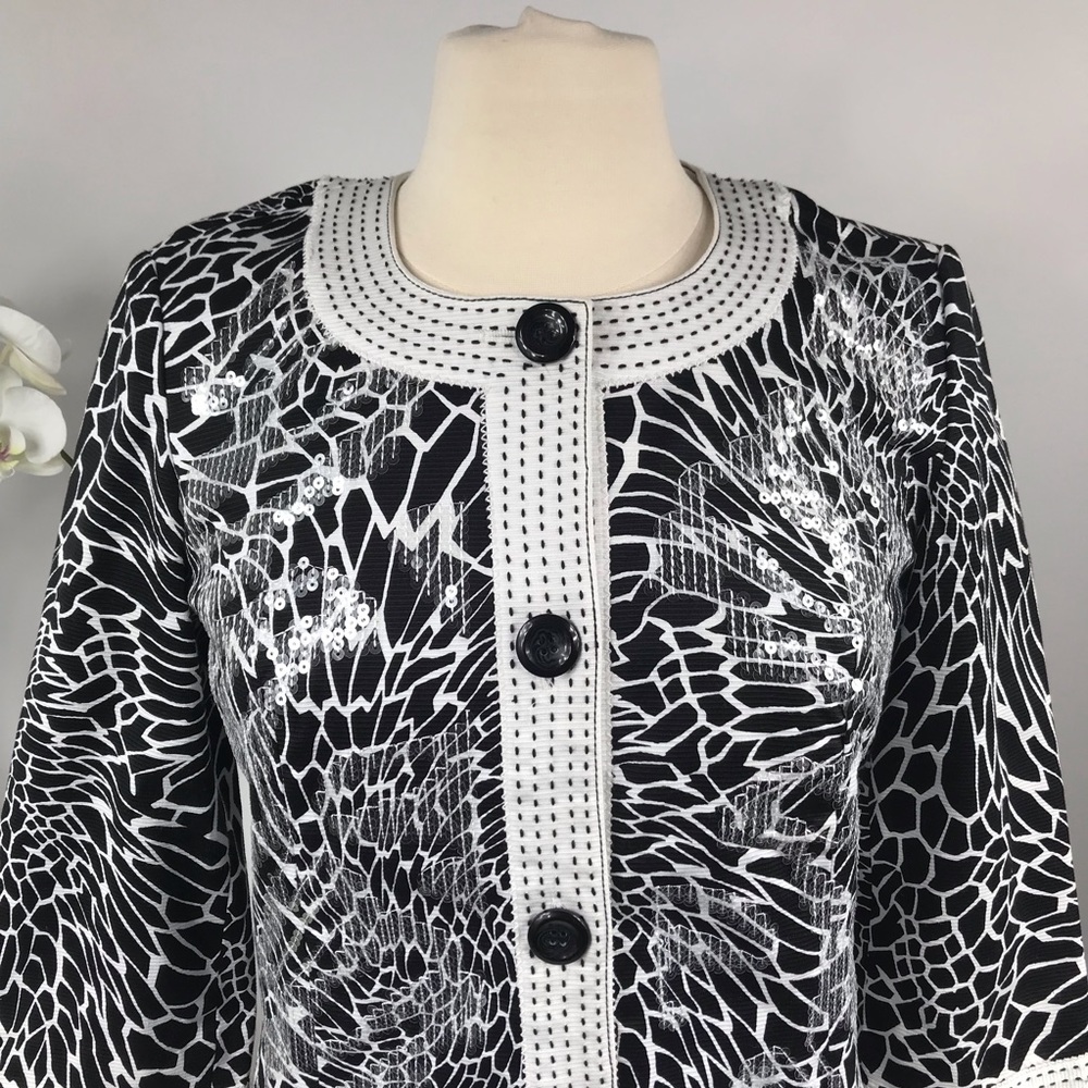 Chico’s longsleeve blazer jacket. - Picture 8 of 8